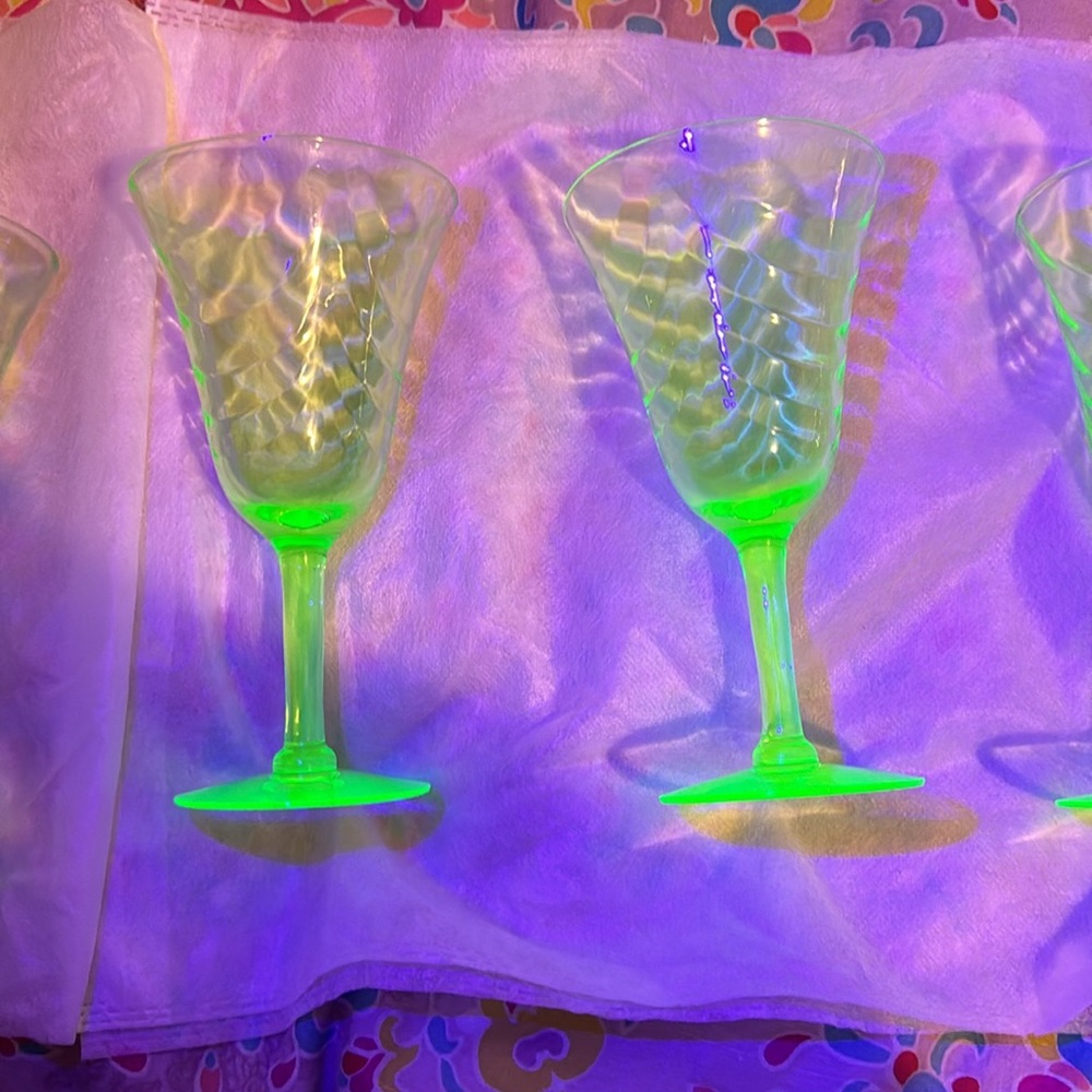 Green Uranium Vaseline  Wine Cup set of 4